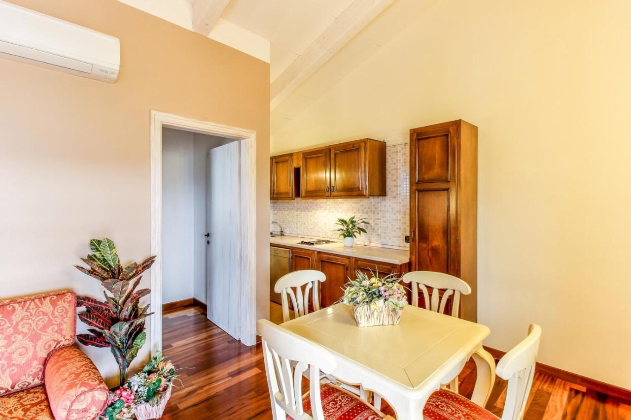 Residence Villa Il Casale - Appartamenti Wellness E Piscina Riscaldata Tovo San Giacomo Ngoại thất bức ảnh
