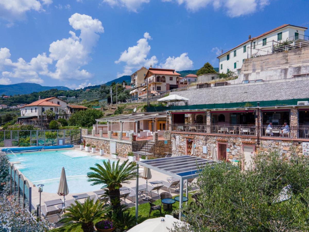 Residence Villa Il Casale - Appartamenti Wellness E Piscina Riscaldata Tovo San Giacomo Ngoại thất bức ảnh