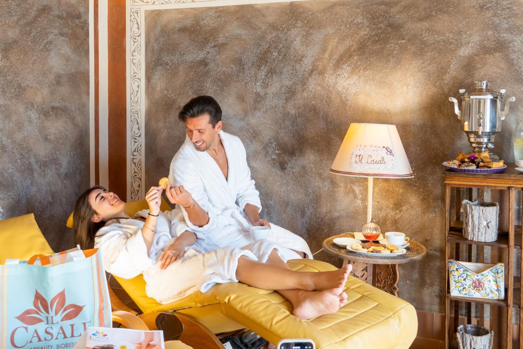 Residence Villa Il Casale - Appartamenti Wellness E Piscina Riscaldata Tovo San Giacomo Ngoại thất bức ảnh