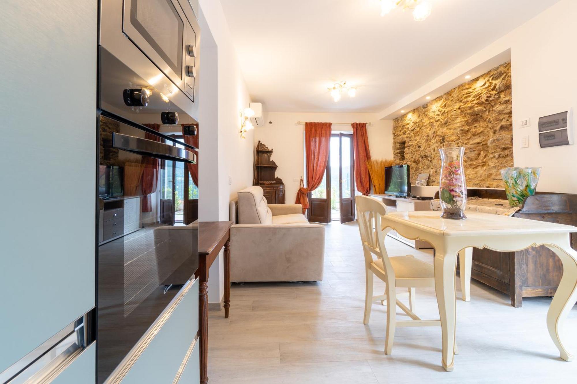 Residence Villa Il Casale - Appartamenti Wellness E Piscina Riscaldata Tovo San Giacomo Ngoại thất bức ảnh